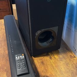 Yamaha Soundbar And Wireless Subwoofer 