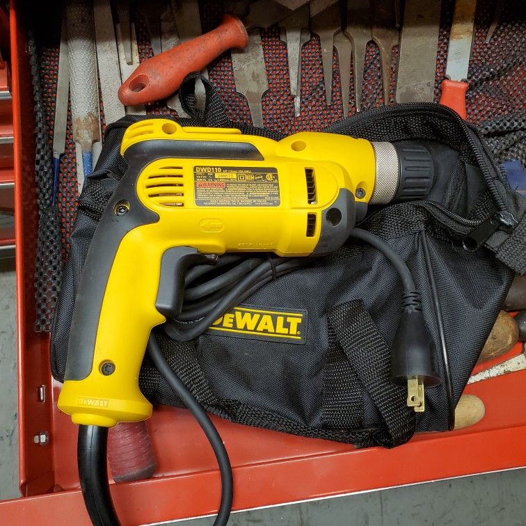 New 3/8 " Dewalt Variable Speed Drill