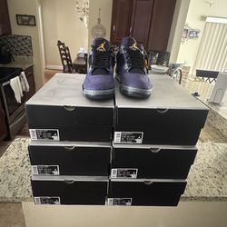 Air Jordan 4 Lakers