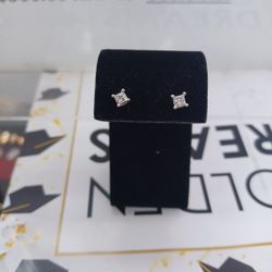 Stud Earrings ......ASK FOR TY 