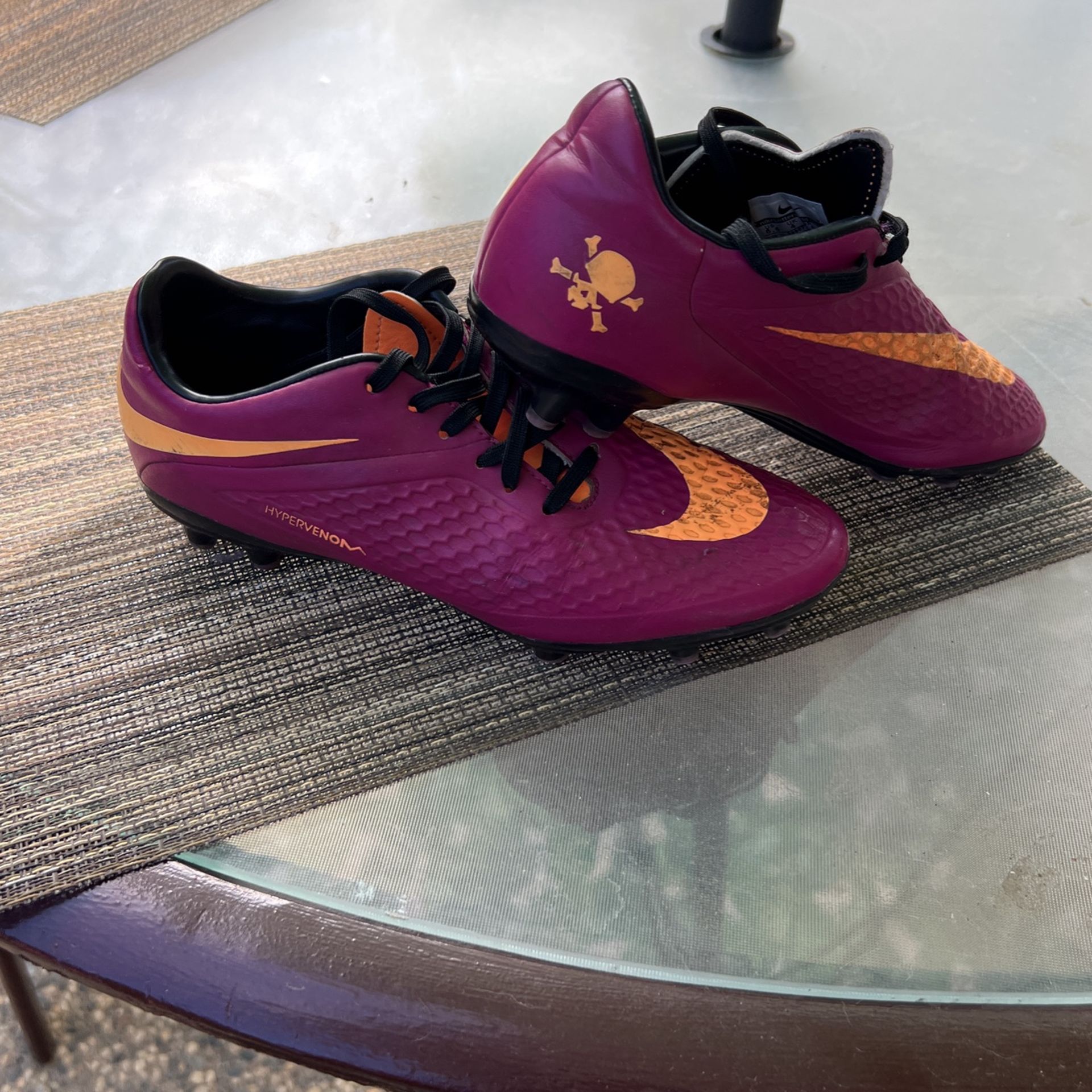 Soccer Shoes 4Y Kids