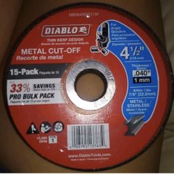 Diablo 4-1/2 in. x 0.040 in. x 7/8 in. Thin Kerf Metal Cut-Off Disc (15-Pack)