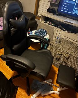 Brand new gaming chair