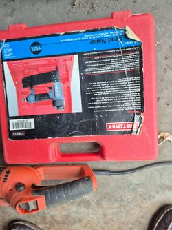 Craftsman 18 Gauge Brad Nailer Kit