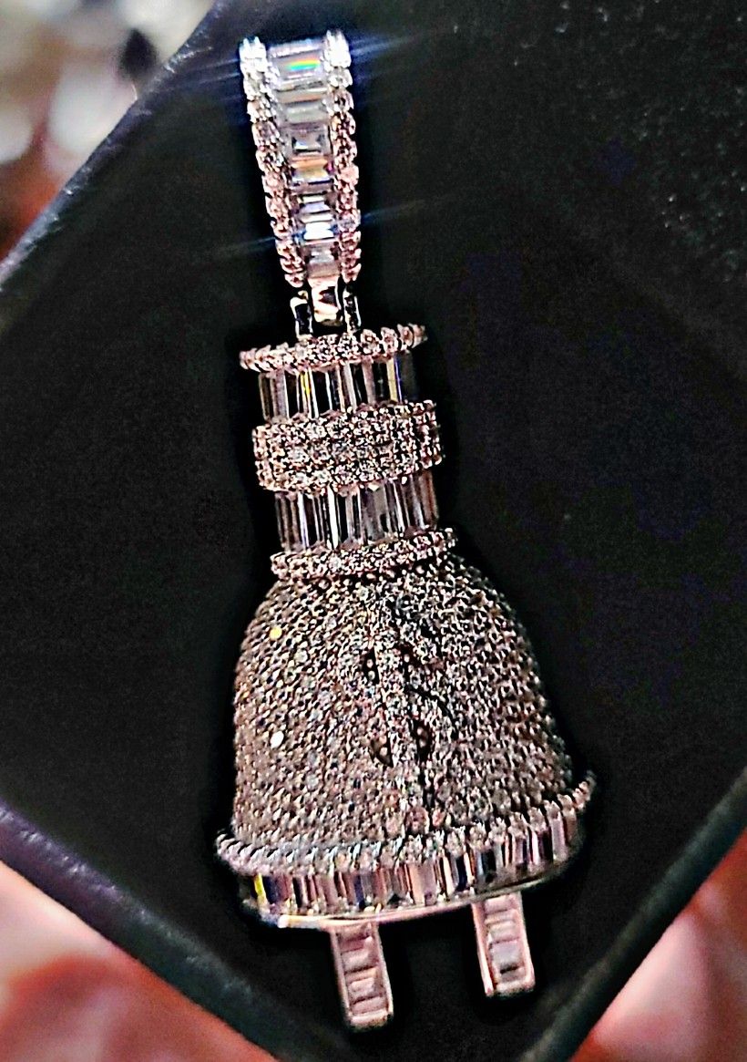 Plug 4ct Moissanite Diamonds Custom Made ✨️ Solid .925