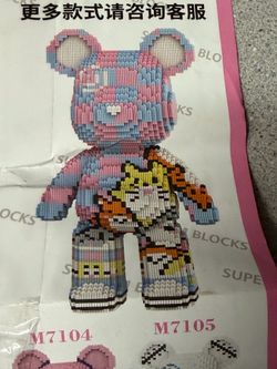 NEW Pixel Art Bear building toy 3-D block set NEW
