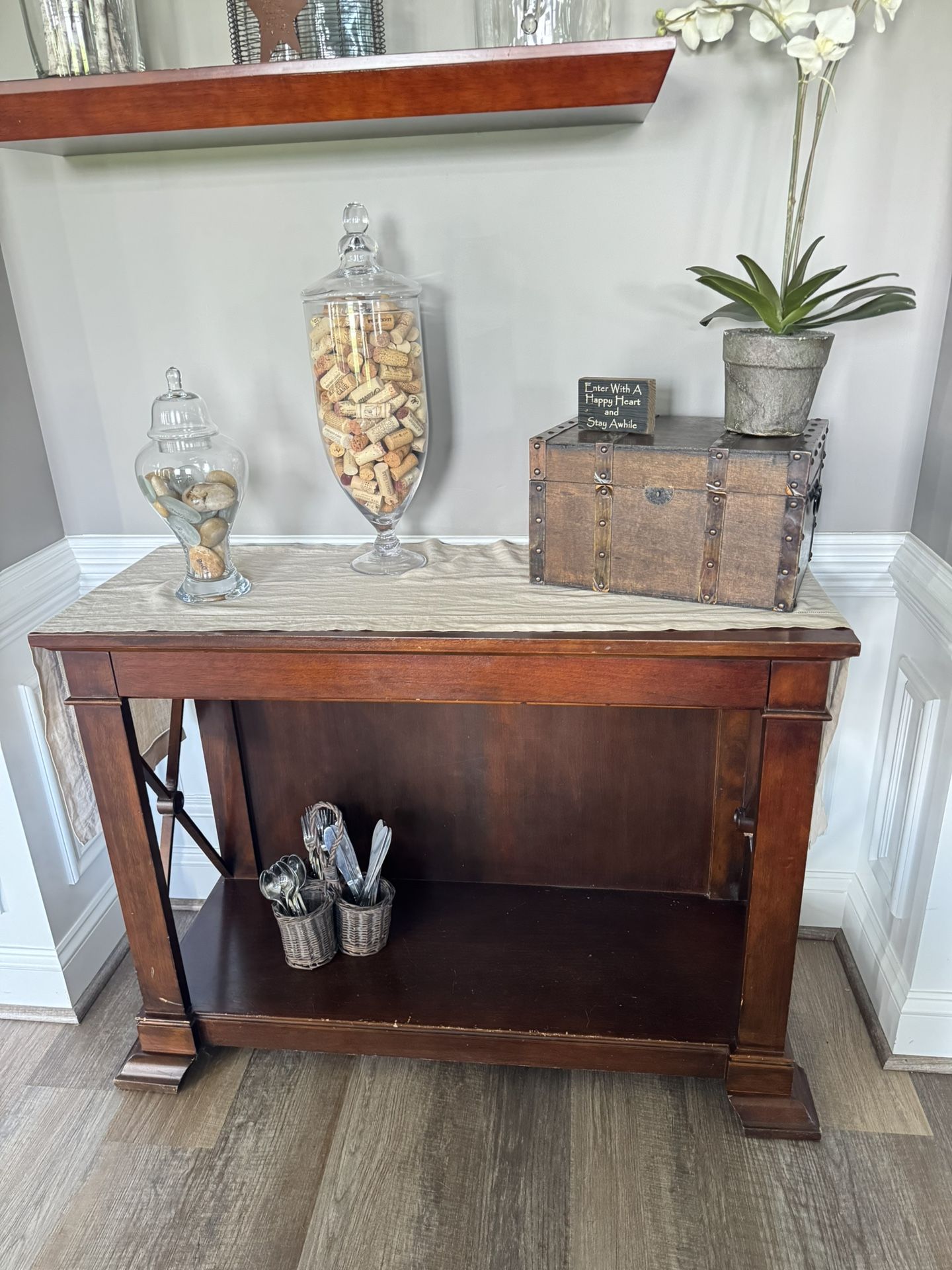 Wood Console / Hutch table