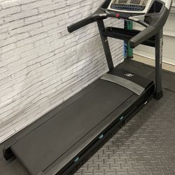 NordicTrack C970 Pro Treadmill Walk/Run/Jog Trainer Exercise Machine Workout Fitness Fold-able