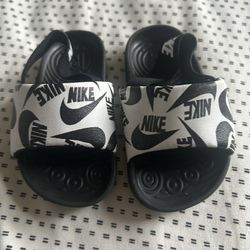 nike sandals