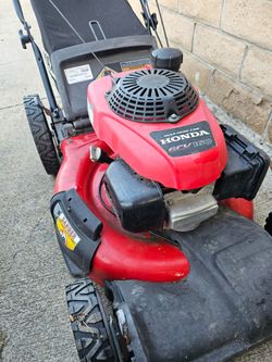 Red max self propelled mower