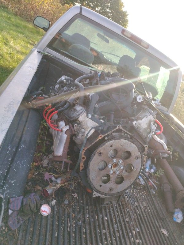 4.8 LS Chevy Motor 