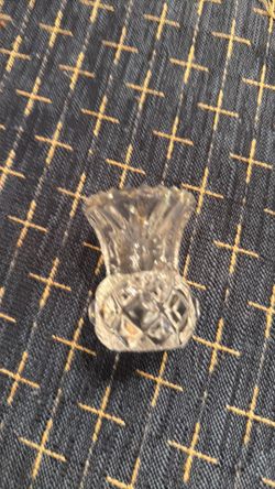 Pressed glass miniature vase or toothpick holder in very good condition.