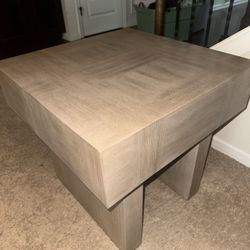 End table & matching coffee table 