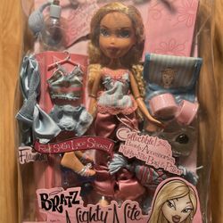 Rare Hard To Find BRATZ Nighty-Nite Collection CLOE Fashion Doll NIP