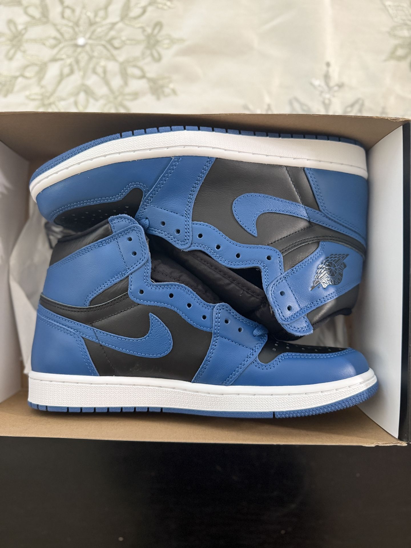 Jordan 1 Retro High OG Dark Marina Blue