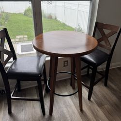 28” Dining Table w/ 4 Chairs