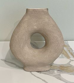 Decorative vase