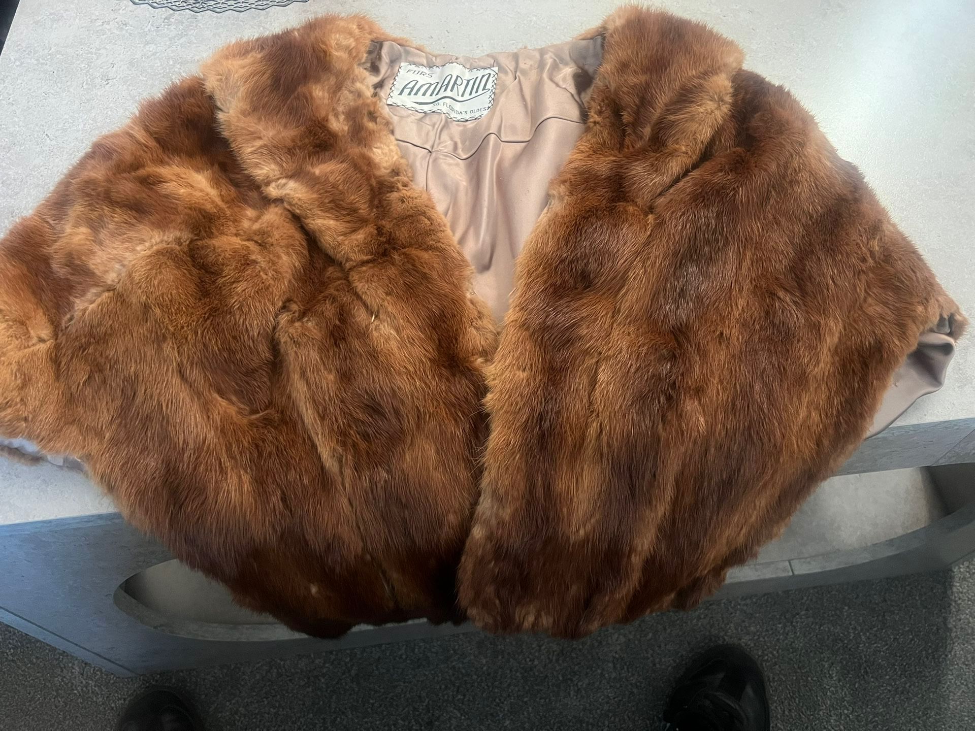 Luxurious Chic Fur Stole