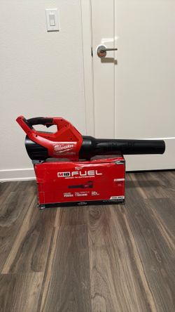 Milwaukee M18 FUEL 120 MPH 500 CFM 18V Lithium-Ion Brushless Cordless Handheld Blower (Tool-Only)