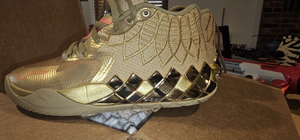 Melo Puma Men's Size 7 Gold Sneakers