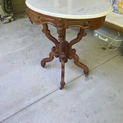 Victorian 1880’s Antique  Curved Wood Finial With Marble Top Side Table