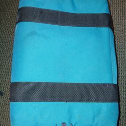 Huge bag insulation with straps and zippers