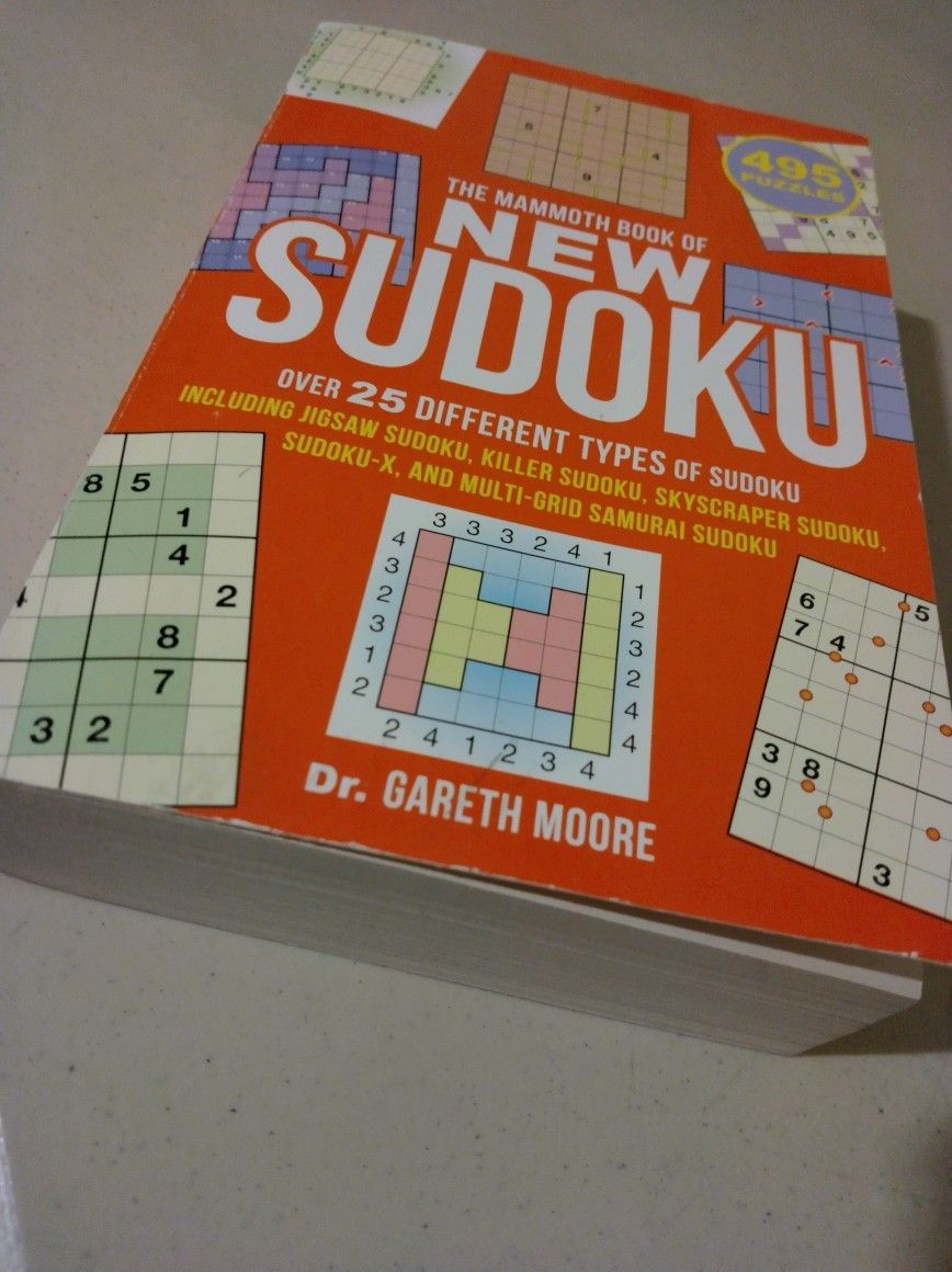 SUDOKU Puzzles BIG Book. Puzzle Games
