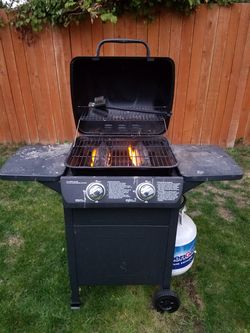 Backyard Grill with Full propane Tank.