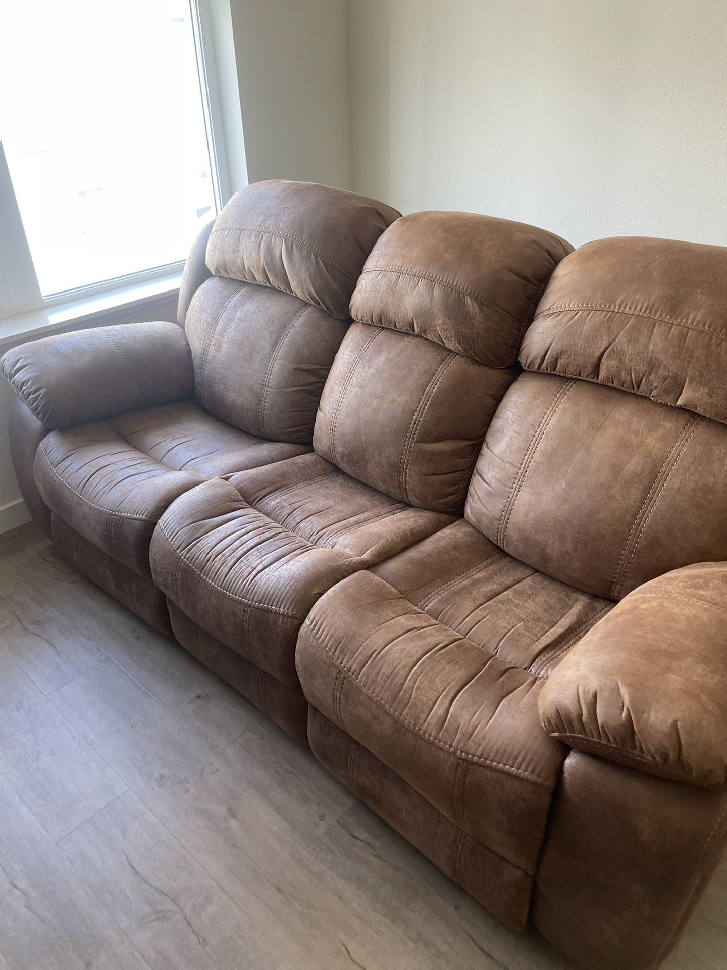 3 Person Electric Recliner 