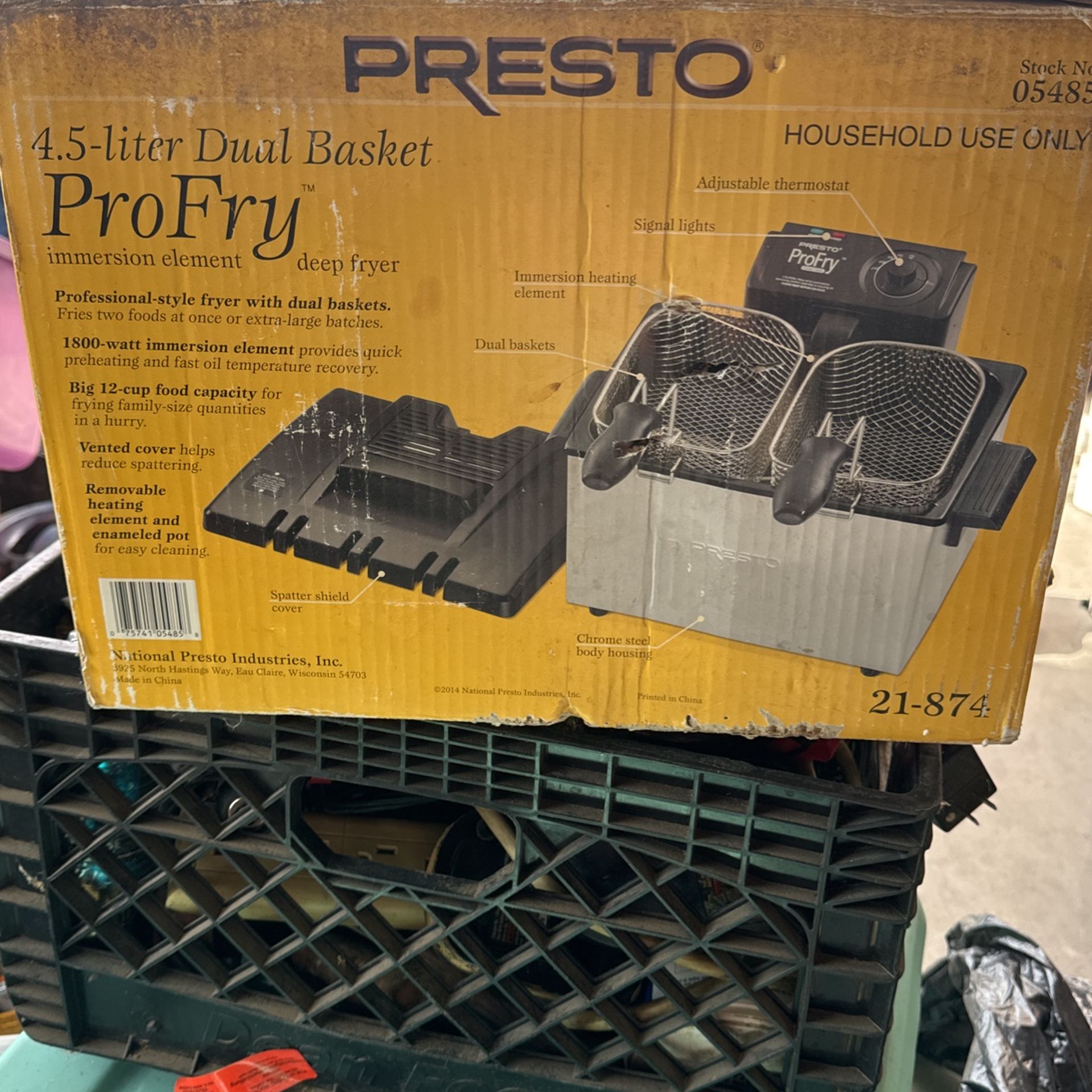 Fryer With Dual Basket