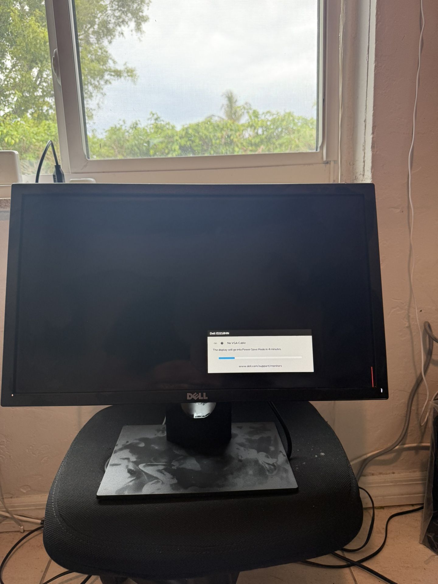 Dell E2218HN 22-inch Full HD 1080p widescreen led monitor