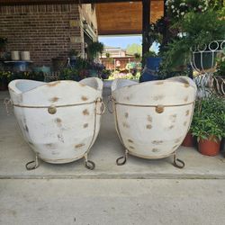 White Tulip Clay Pots, Planters, Plants. Pottery $85 cada una