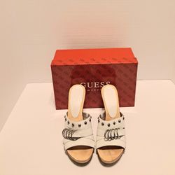 GUESS by Marciano “Reddy” White Leather Open Toe Clog Sandals – Size 6M