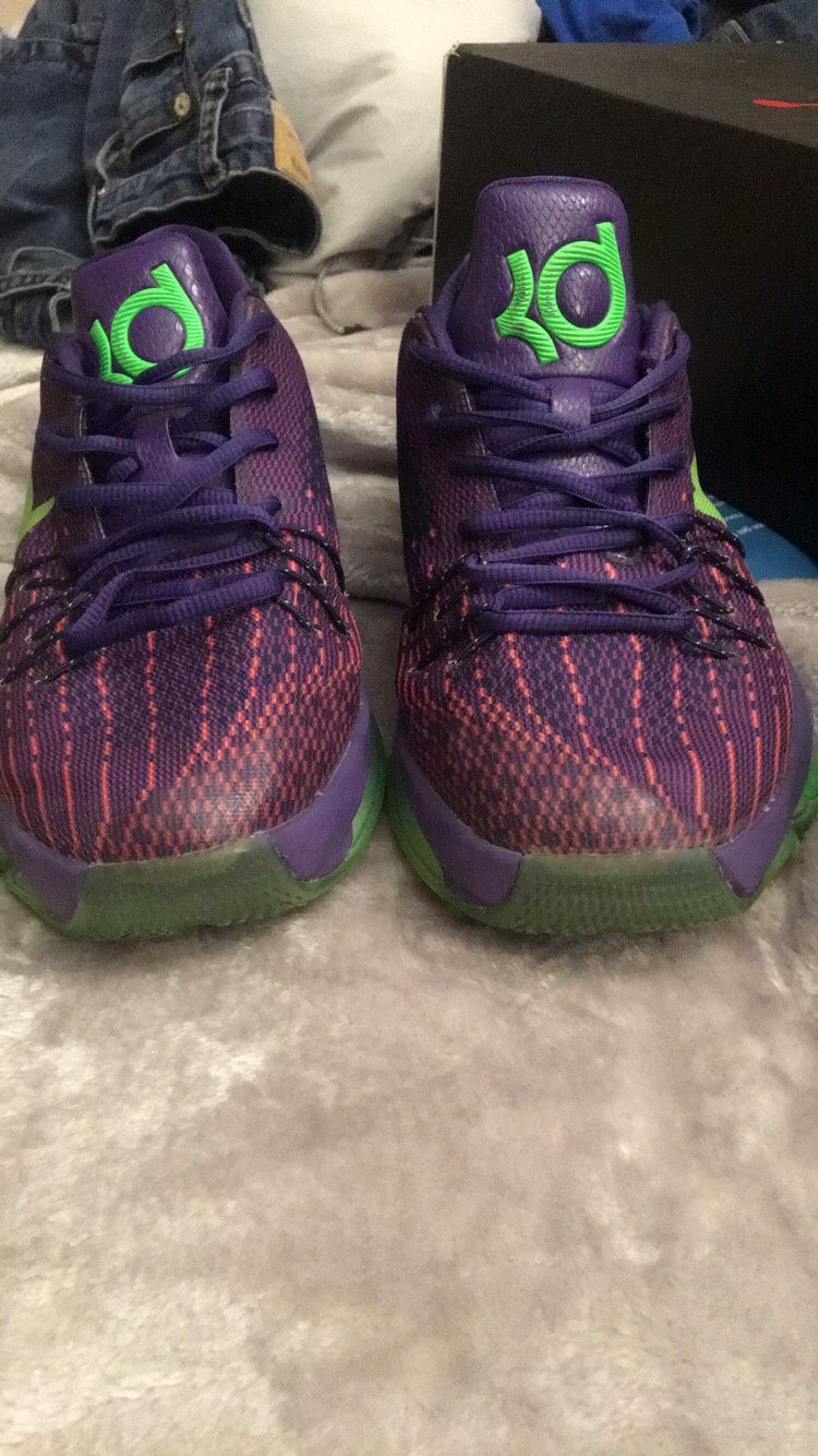 Nike Kd 8s “Suit” Size 7