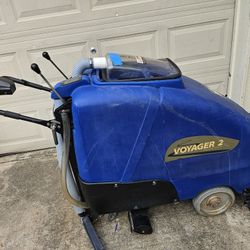 Voyager 2 floor scrubber (Windsor)