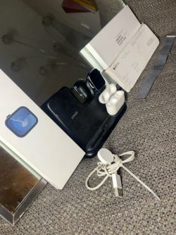 Apple Watch Series 9 45mm GPS + Cellular + Original Box & Charger + AirPods Pro Charging Case