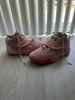 Nike KD 14 aunt pearl