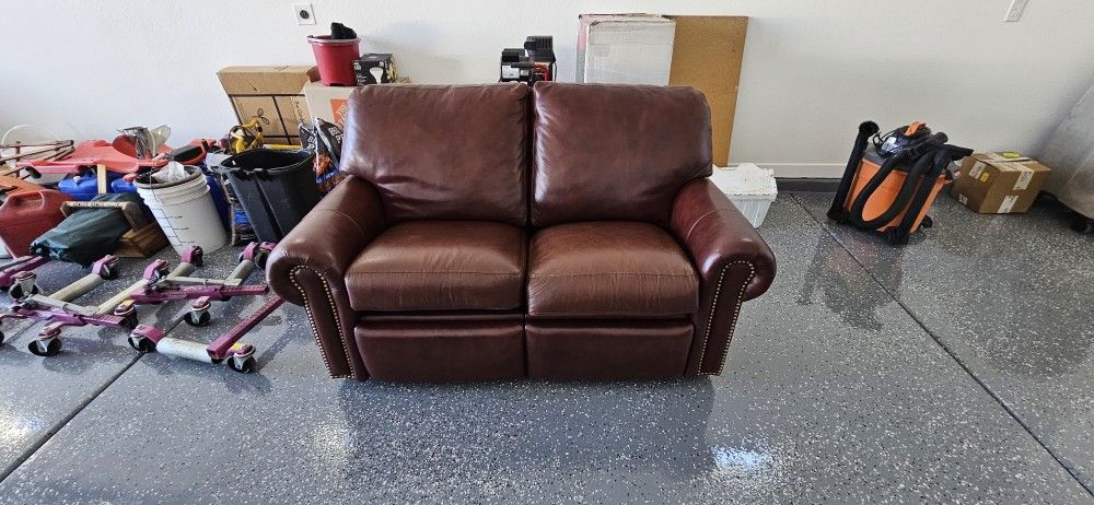 Free Reclining Leather Couch And Love Seat