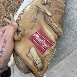Youth Rawlings Catchers Mitt 