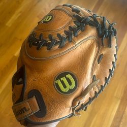 Softball mitt