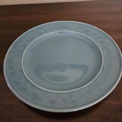 9" plate by food network, new 2.00 ea