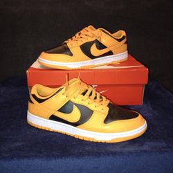 IOB Nike Dunk Low Championship Goldenrod Mens Size 11