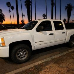 2008 Chevy Silverado 1500 Crew Cab LS 4D 5 3/4ft Truck