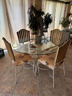 Dinning Table