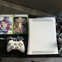 Xbox 360 video game system 