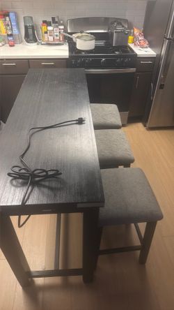 Kitchen table