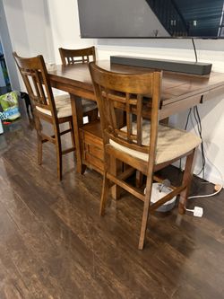 Rustic Wood Dining Table & 6 Chairs – Solid Wood