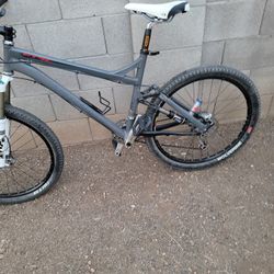 SPECIALIZED  26