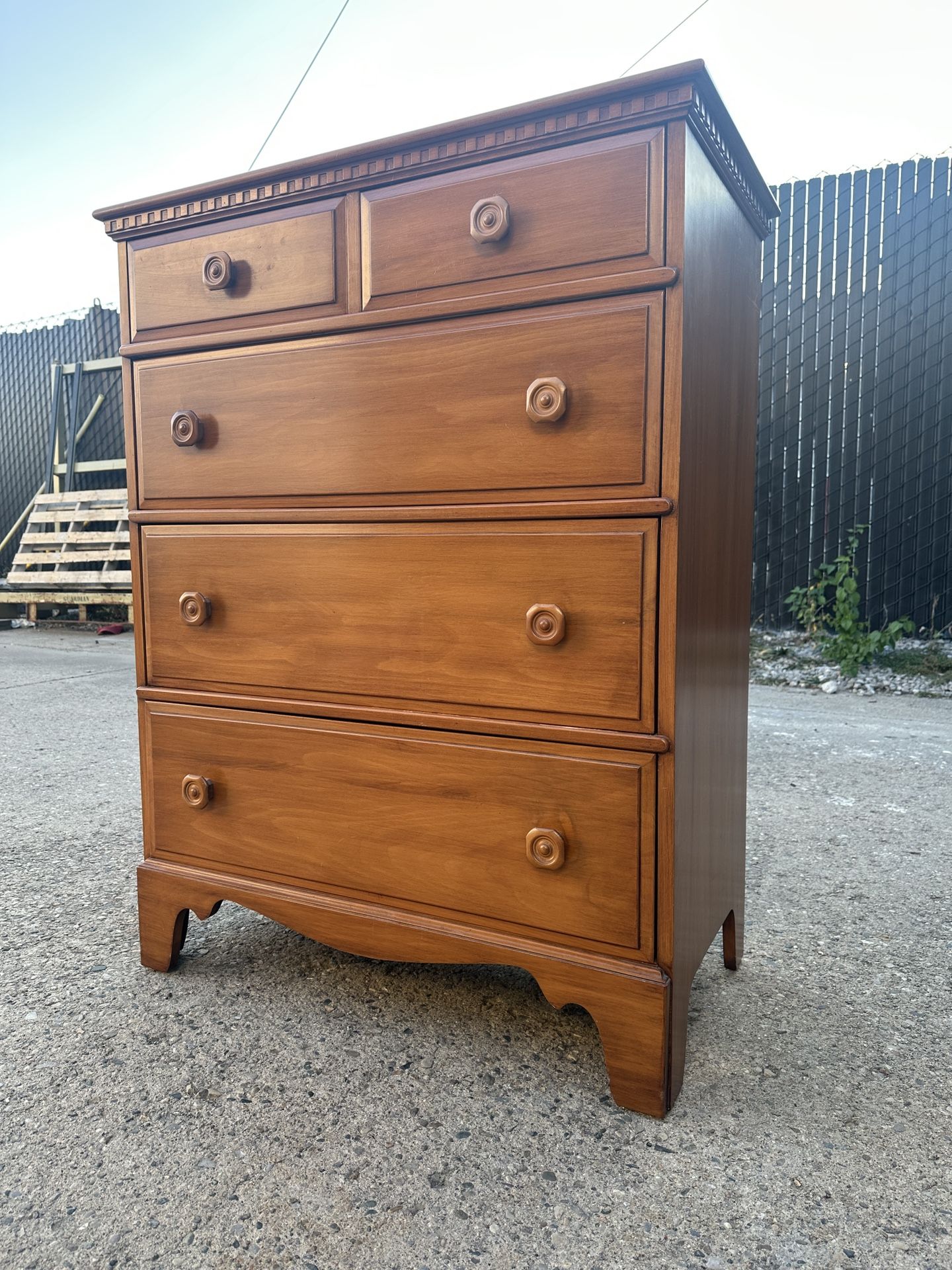 Vintage Davis Cabinet Company Maple & Beech Wood Colonial Revival Early American Highboy Dresser Chest 🚚 Mid Century MCM Estate Sale Furniture 