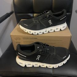 Oncloud 6/ Size 7.5 Women’s $95